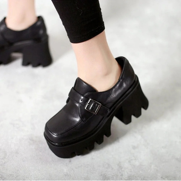 JADYROSE | BLACK MATTE LEATHER CHUNKY HEEL LOAFER SIZE 38/8 - Picture 14 of 14